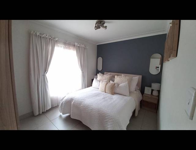 3 BEDROOM APARTMENT FOR SALE IN GLEN MARAIS